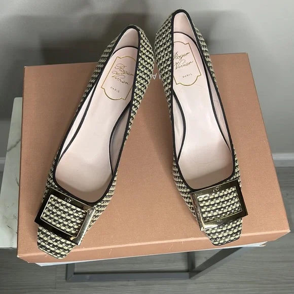 New With Tags Roger Vivier Pumps in fabric size 39 1/2 - Picture 7 of 10
